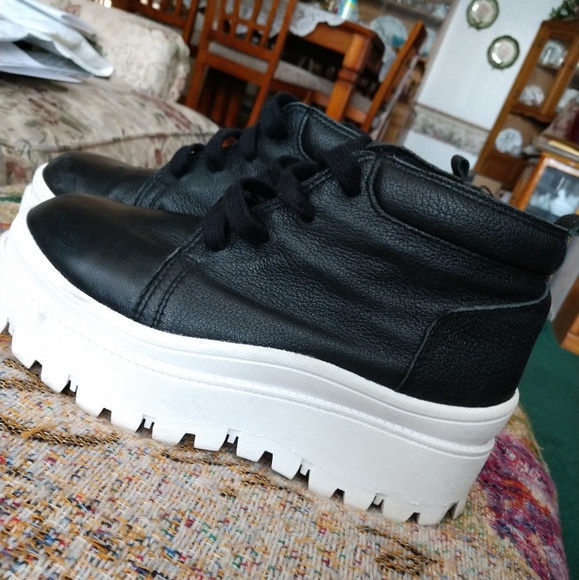 SOLD - Picture 1 of 5